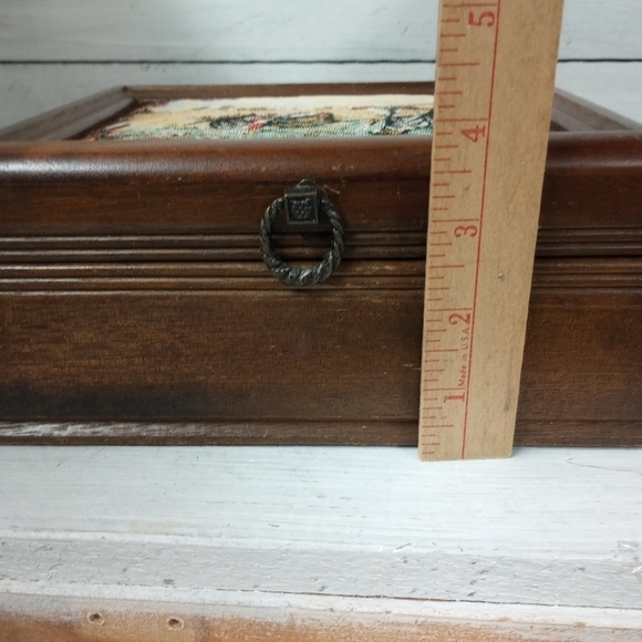 Vintage Pat Yoshikawa, Tapestry Top Jewelry Box, Jewelry Storage, Organizer. - Picture 9 of 12